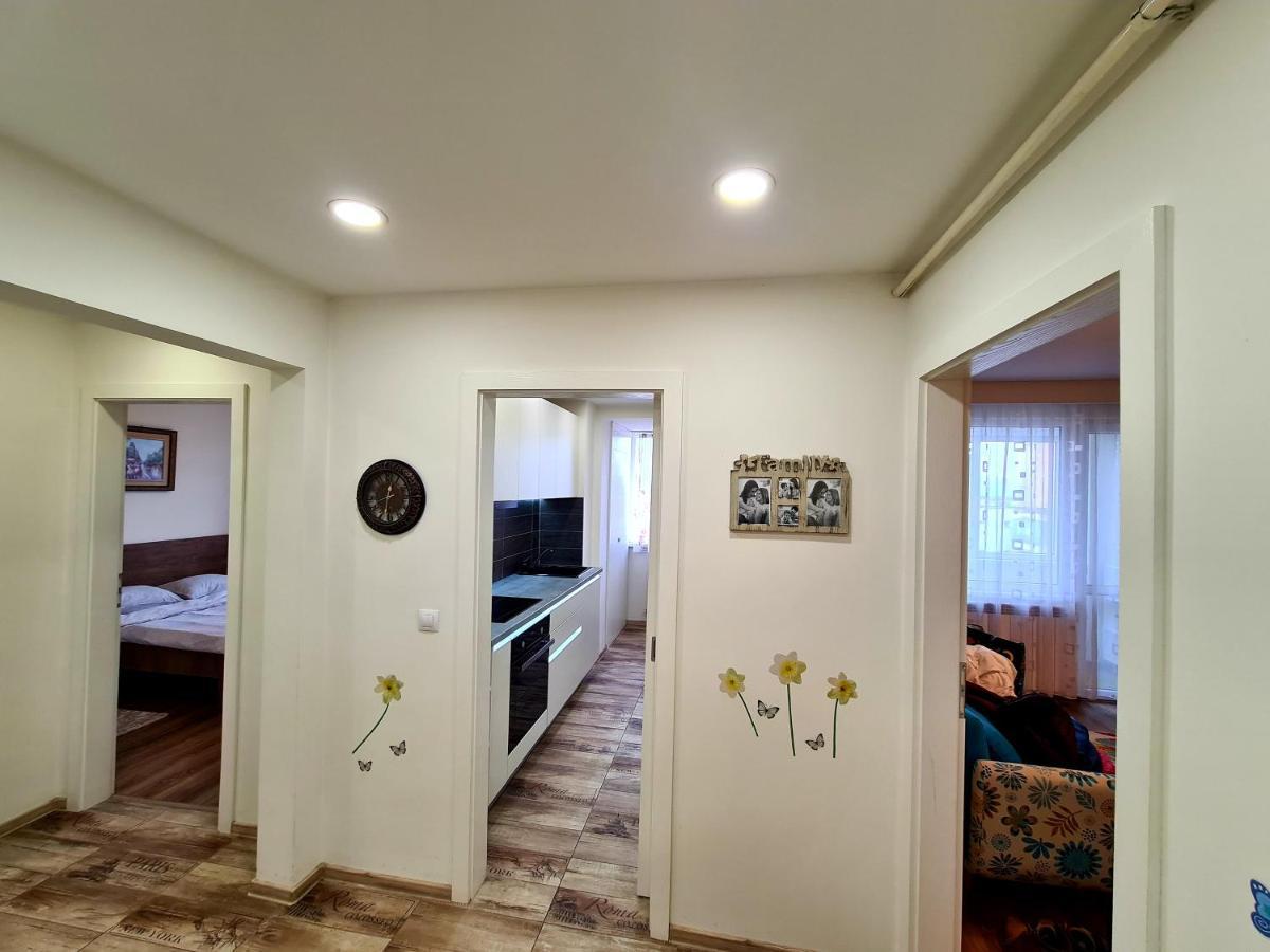 Best Apartment Central Хунедоара Екстериор снимка