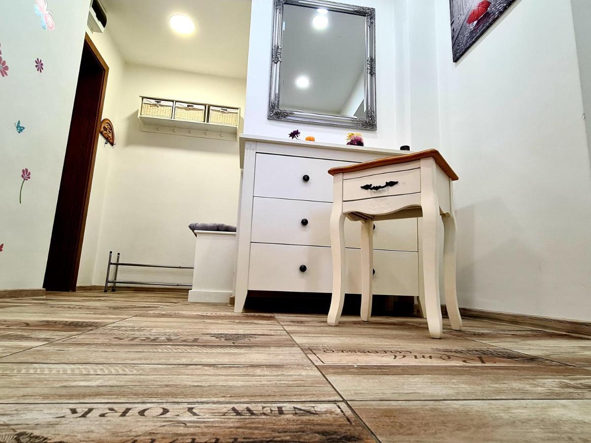 Best Apartment Central Хунедоара Екстериор снимка